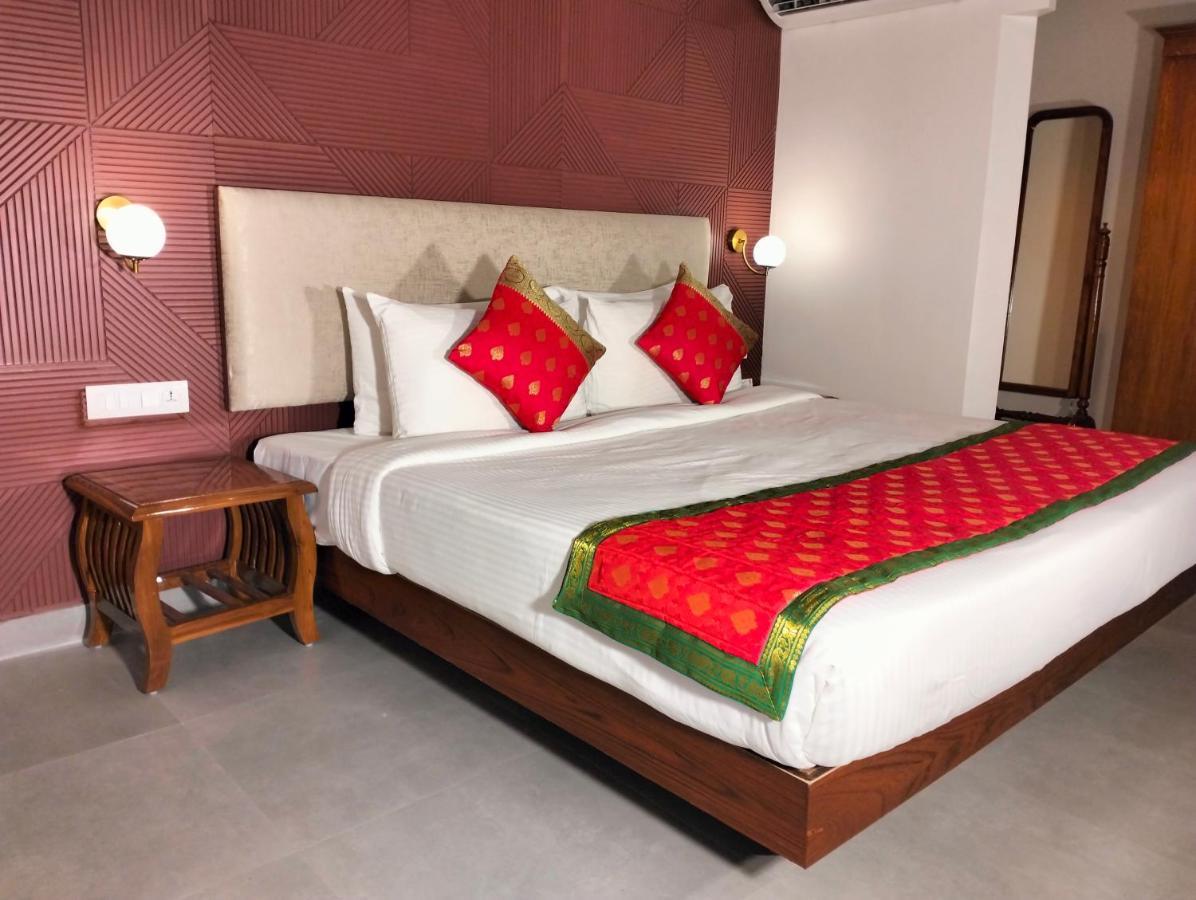 Fort Jadhavgadh -A Gadh Heritage Hotel Sasvad Luaran gambar
