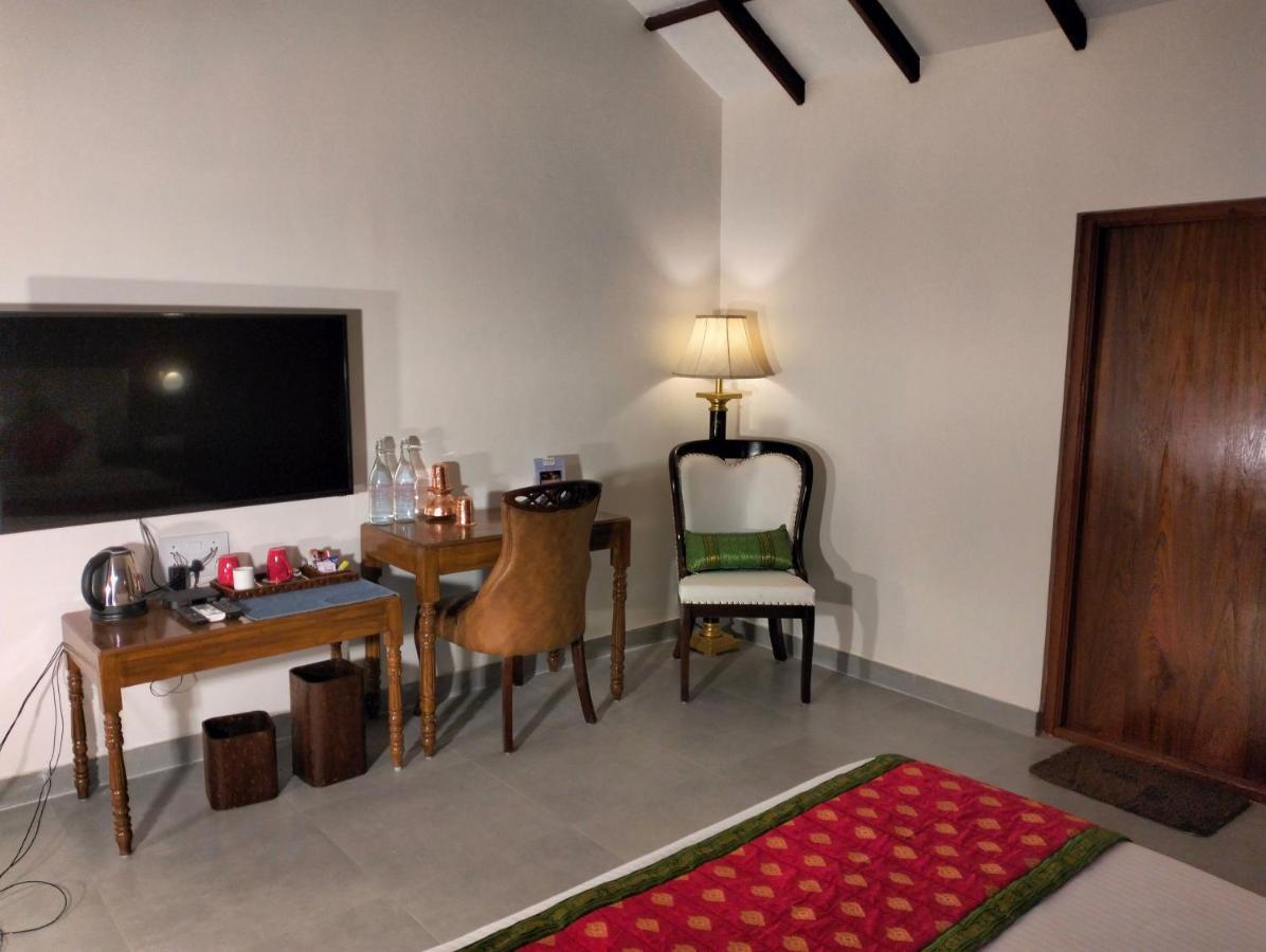 Fort Jadhavgadh -A Gadh Heritage Hotel Sasvad Luaran gambar