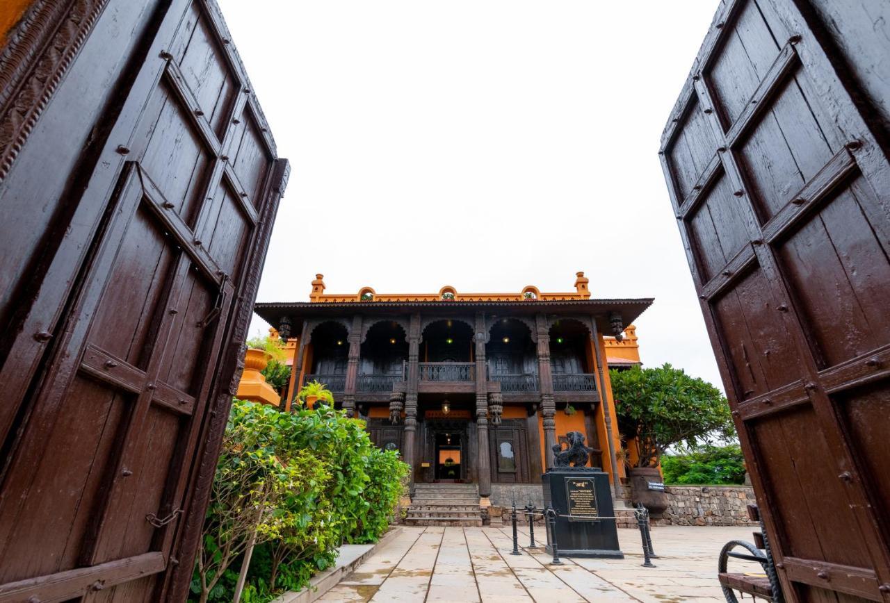 Fort Jadhavgadh -A Gadh Heritage Hotel Sasvad Luaran gambar