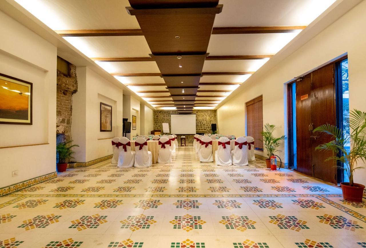 Fort Jadhavgadh -A Gadh Heritage Hotel Sasvad Luaran gambar