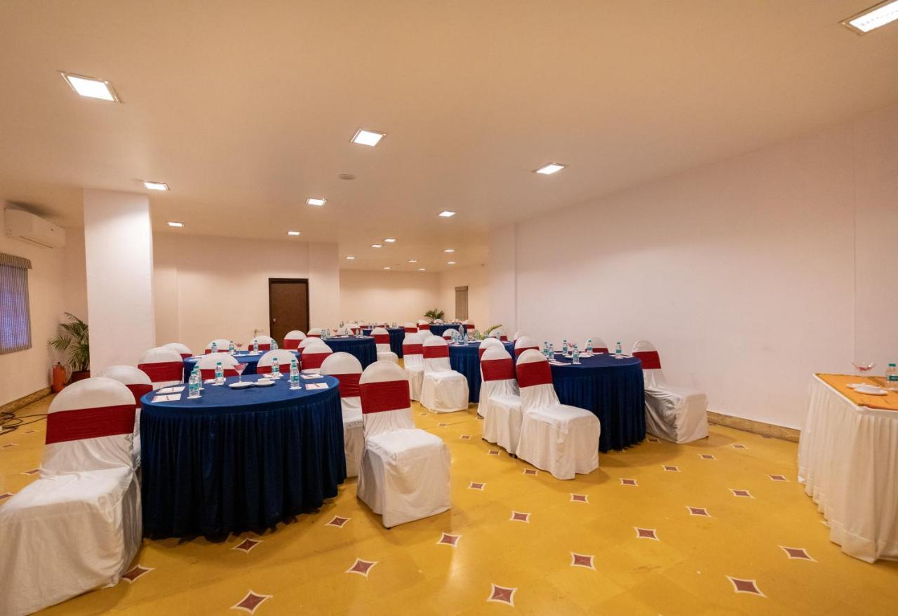Fort Jadhavgadh -A Gadh Heritage Hotel Sasvad Luaran gambar