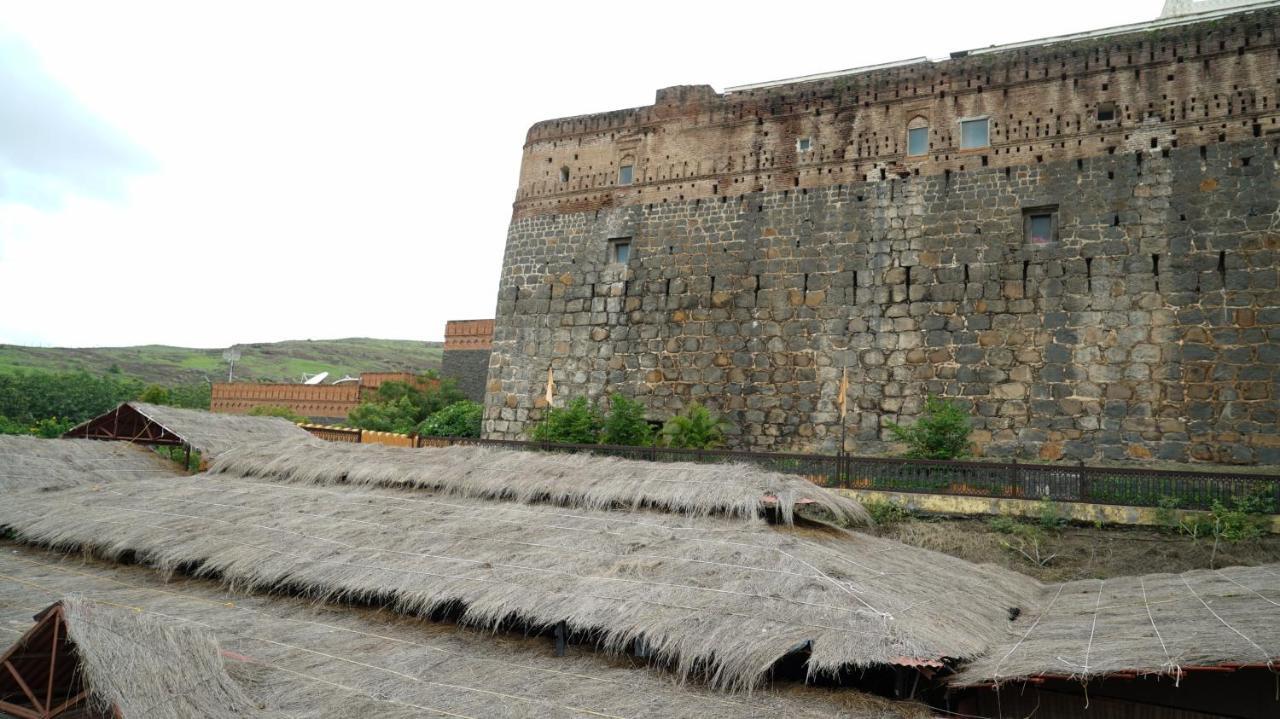 Fort Jadhavgadh -A Gadh Heritage Hotel Sasvad Luaran gambar